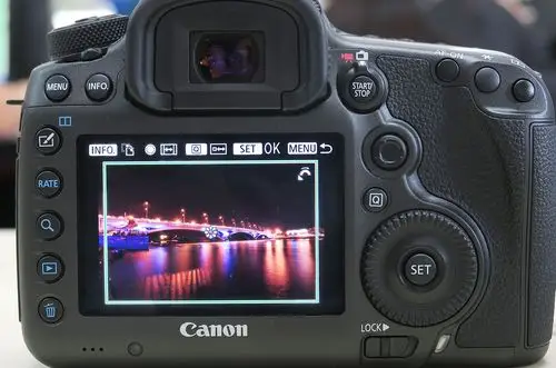 佳能eos相机裁剪功能界面