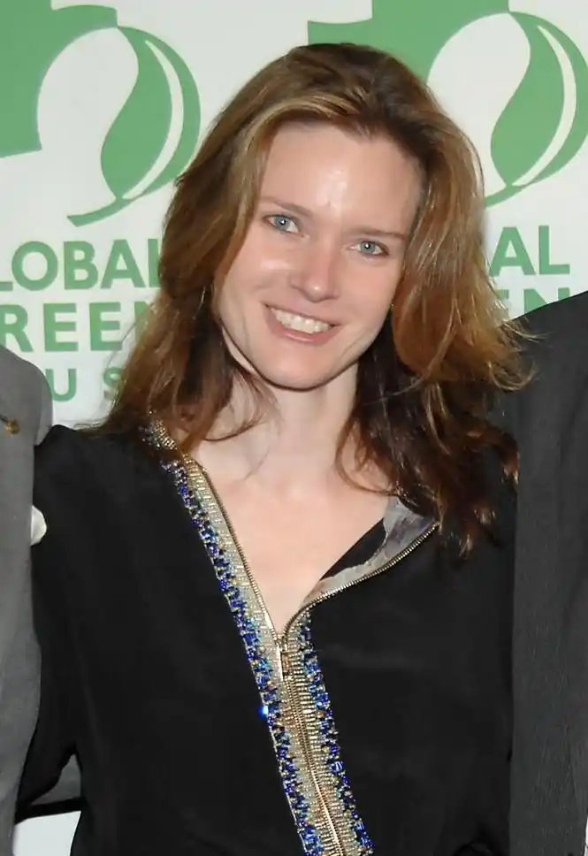 埃隆马斯克华人老婆,马斯克的首任妻子结婚8年生下6个儿子 - 玉三网