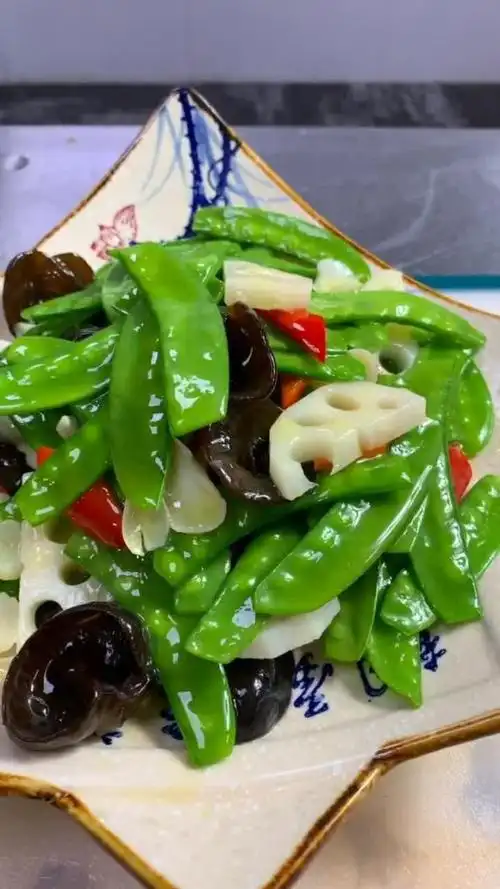 冬季养生健康小炒,制做完成.