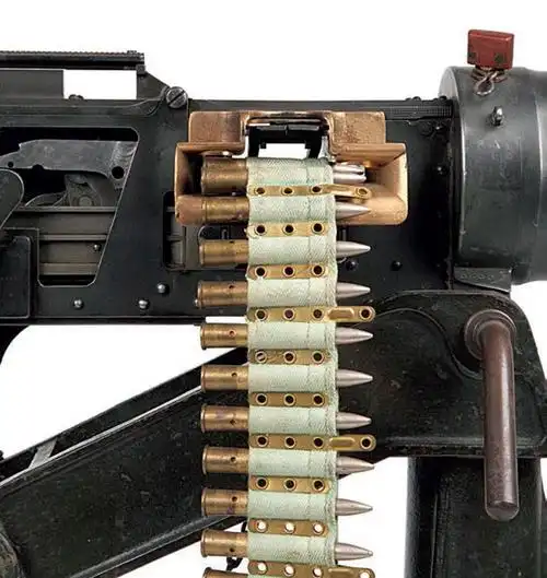 维克斯机枪配套的帆布弹链.