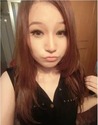 何禹潼微博的自拍照