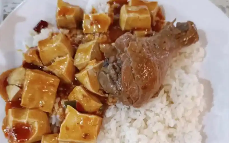 阳光开朗大女孩