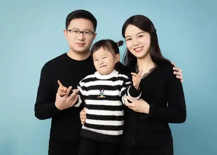 连续三年来拍全家福的一家人 - 摄影allen - 图虫