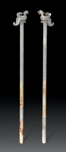 1282 汉代 灰白玉龙凤首权杖 (一对)