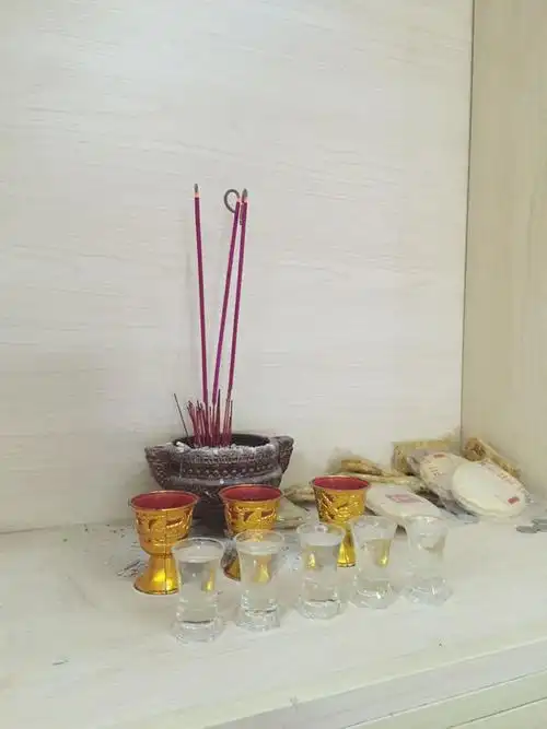 烧香时香卷起来有何寓意(别复制,别什么材料问题)