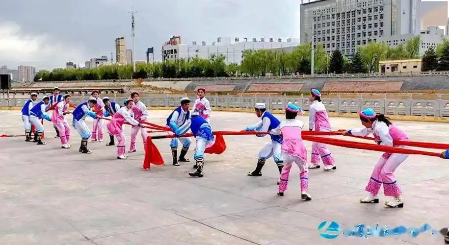 【"三抓三促"进行时】东乡族拔棍的夺冠故事_表演_民族_比赛