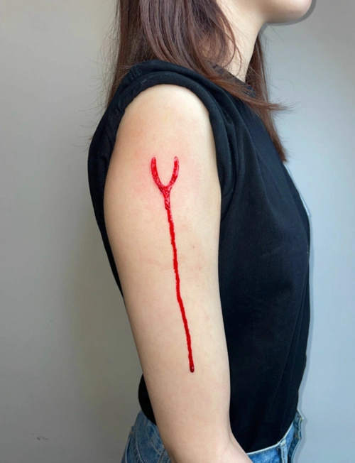 许愿骨肉雕纹身 大臂割皮纹身设计女(5)