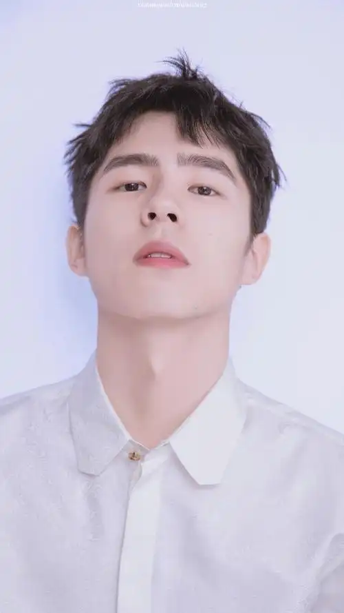 刘昊然超话#刘昊然1010生日快乐#修图 * 9刘昊然 × 工作室可爱之人必