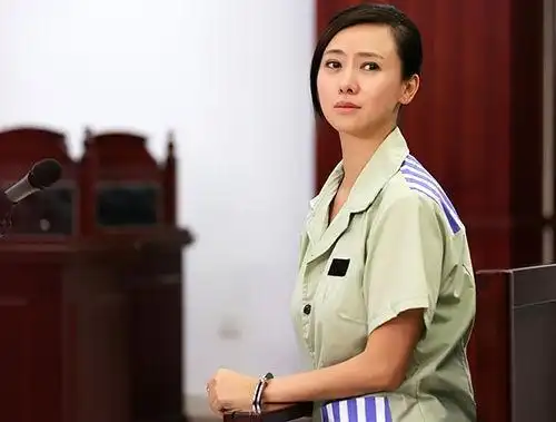 《骄阳似我》翁虹博文自黑做奶奶