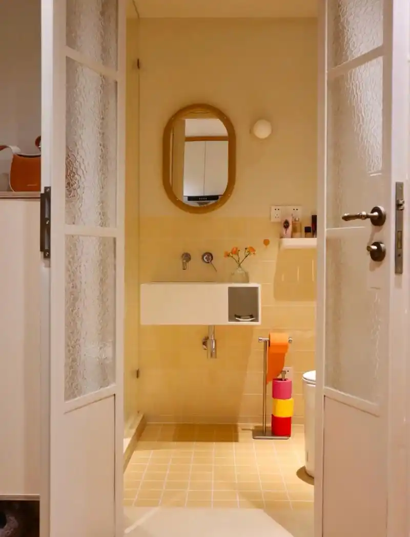 真的只有 2.5m05,超级迷你卫生间[鲜花][鲜花][鲜花]