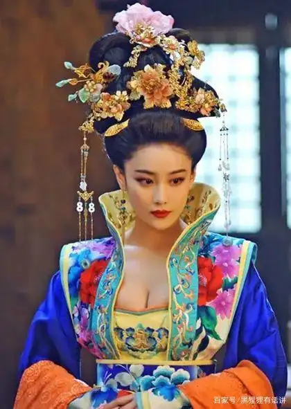 武媚娘传奇:王皇后有权萧淑妃有宠,为何她俩争宠都败给武媚娘