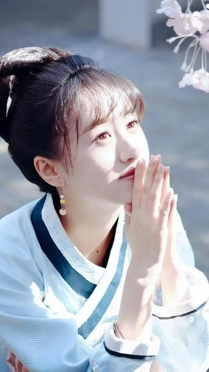 袁冰妍古装精美壁纸,天蓝蓝,夏漫缠,忆最真爱更眠