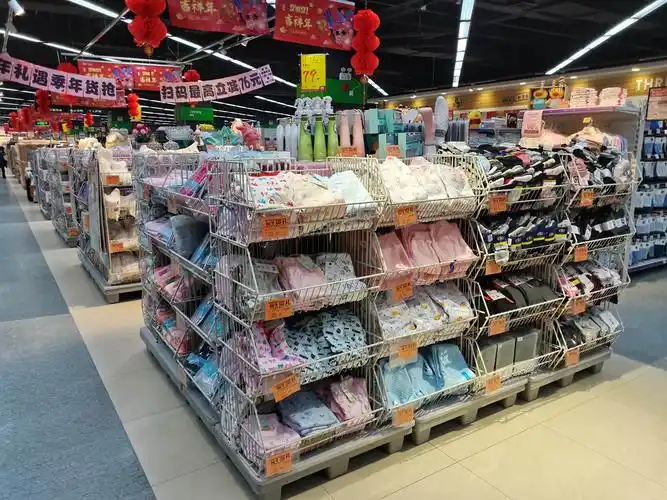 通城店百货用品1月20日调整改造后陈列图片