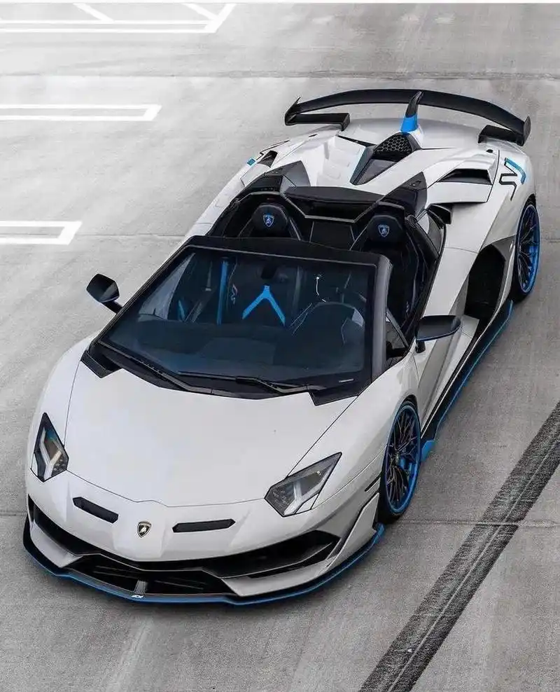 全球限量800台兰博基尼aventador svj