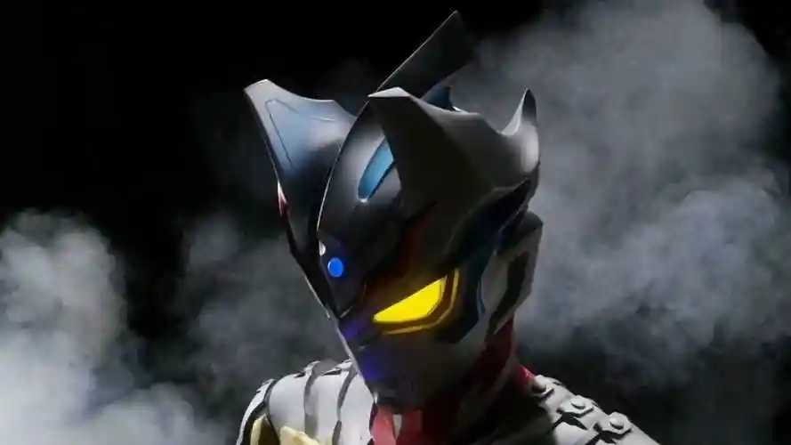 泰迦奥特曼终极形态—令迦奥特曼!