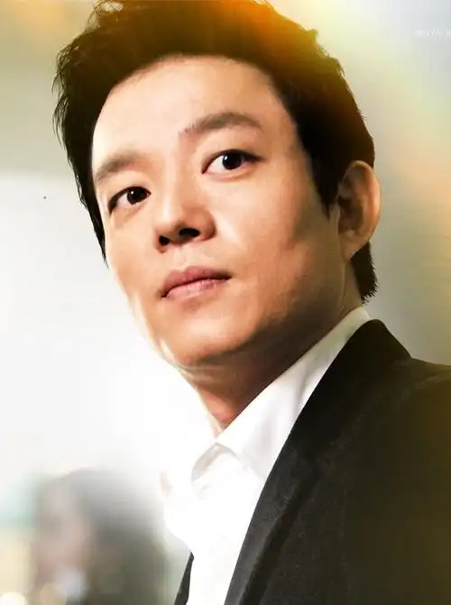 你心目中韩国实力派男演员都有哪些