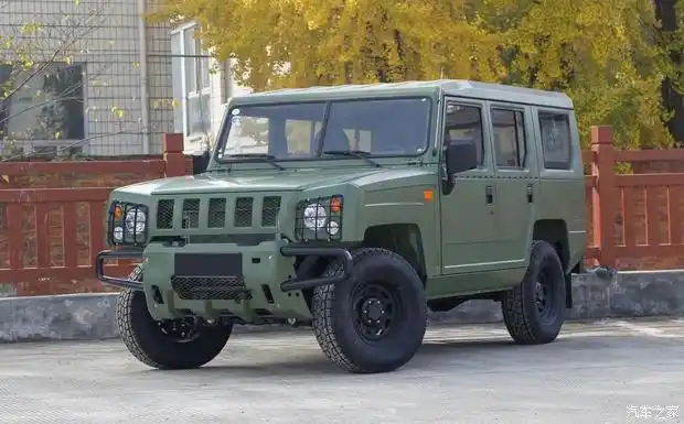 北汽制造旗下的硬派越野车——勇士.