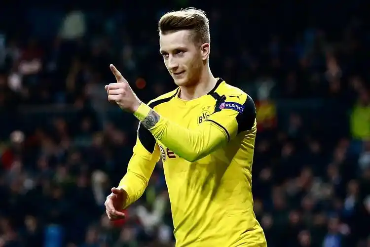 继格策之后多特又诞生了个足坛第一人,罗伊斯联场最佳创纪录