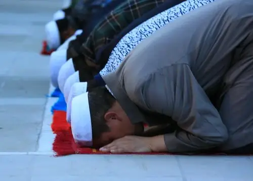 西游记:穆斯林的礼拜 - 等待戈多的日志 - 网易博客