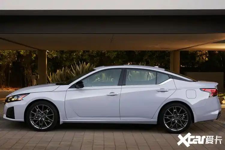 销量表现不佳!日产计划将"停产"天籁车型