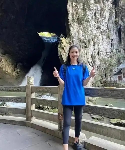 "最美腰臀比"魏秋月:运动员时因技术出名,如今靠身材出圈!