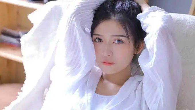 真心直播期间贵宾席不断飙涨,流水方面也蹭蹭上升,自己的主播圈子打开