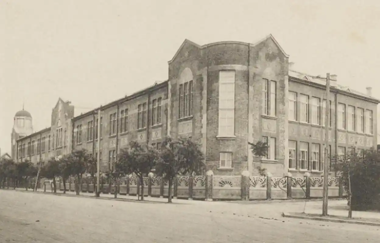 历史老照片# 1921年大连老照片,百年前大连城市街景(七)