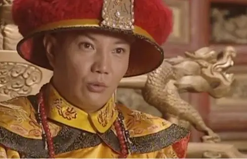 嘉庆帝人到中年终掌权,面对老爹留下的众多妃子,是如何处理的?