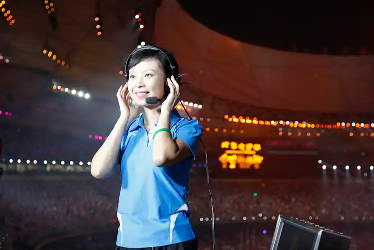 罗宏涛_中央电视台主持人_央视网(cctv.com)