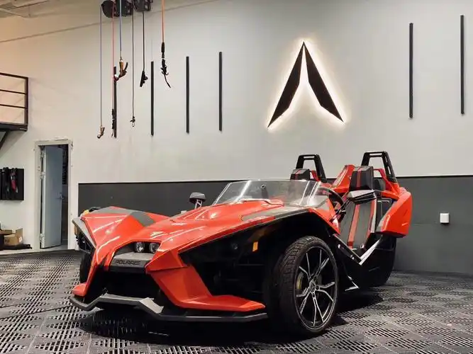 美国北极星弹弓三轮 slingshot 2.4排量