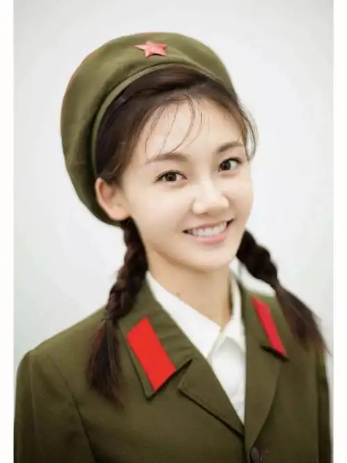 苗苗的惊艳不止《妻子》6,更在《芳华》