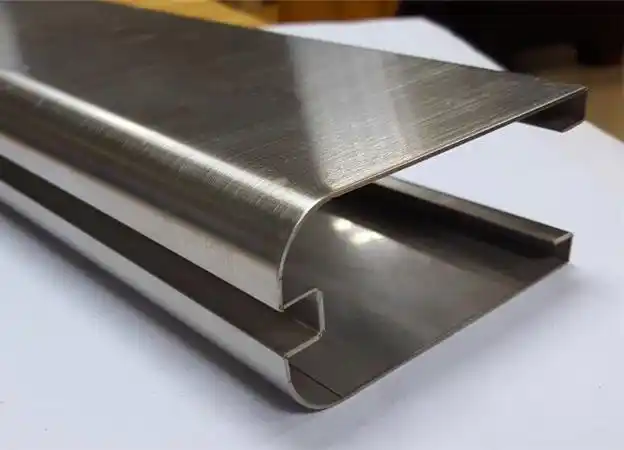 不锈钢线条 黑镜钢不锈钢压边条 异型不锈钢装饰线条来图加工