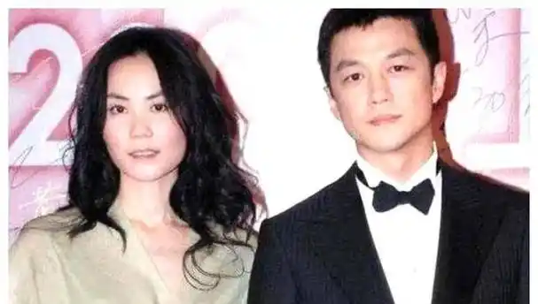 王菲惊艳孕照曝光!肚子大如萝筐,母爱爆棚!惊叹李亚鹏真爱!