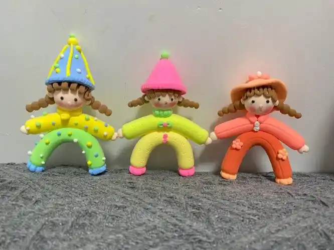 每个粘土小人都拥有自己独特的表情和性格,陪孩子快乐每一天长大!