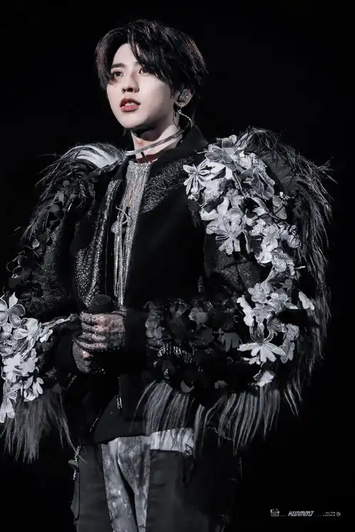 蔡徐坤超话92#蔡徐坤2023迷巡回演唱会#    ——20210717北京个巡