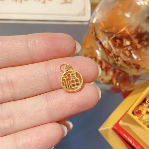 老凤凰3d硬金小福牌999足金黄金福字牌福气牌福字吊坠锁骨链手链挂坠