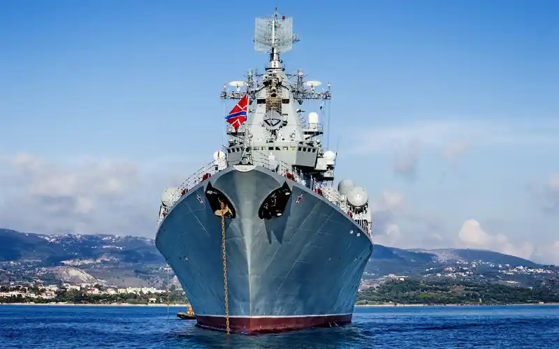 1164巡洋舰前视图,亚特兰大,俄罗斯,莫斯科 iphone 壁纸