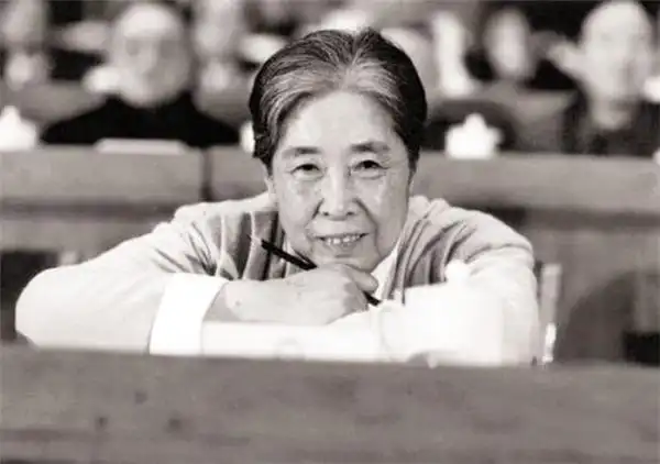 2004年刘源邀请李敏李讷聚会王光美特地嘱咐你们要世代友好