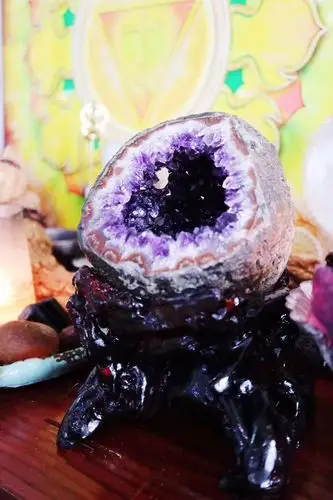 菩心晶舍紫晶洞