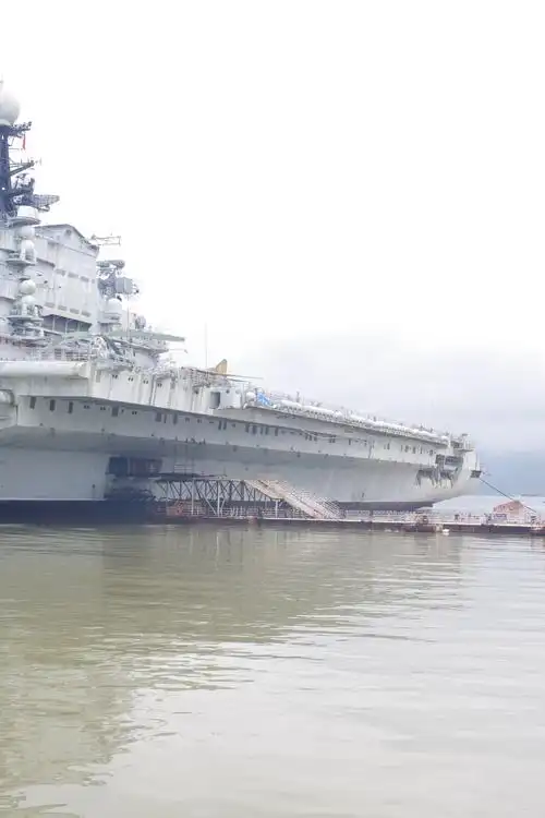 来做全景图吧,附原图,试试看-明斯克航母 - 摄影 梅州时空