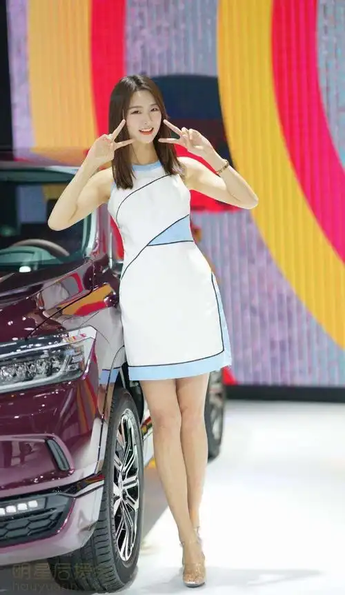 南宁车展# 模特:苏宁     展台:广汽本田@青春靓丽车模