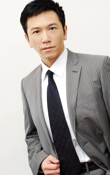 温兆伦的帅照,你喜欢第几张呢?