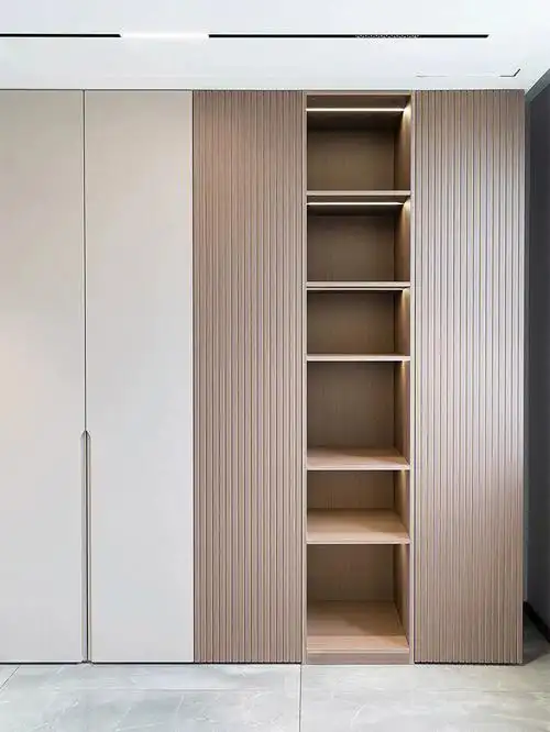 极简免拉手门型