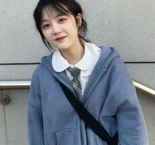 qq可爱女生头像呆萌清新 做个木偶人忘记爱和痛