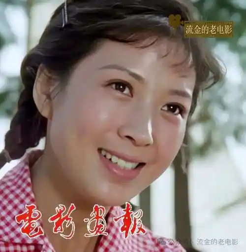 演员到长江客轮上深入生活听到一个发生在三峡的异姓兄妹悲欢离合的