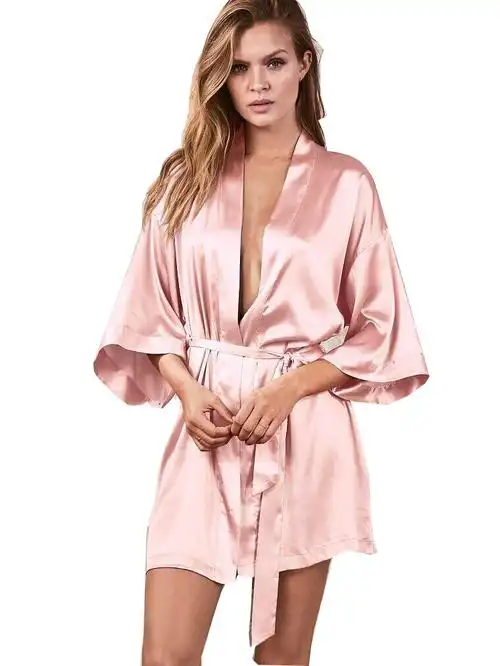 代购维多利亚真丝刺绣新娘伴娘性感系带晨袍走秀款睡衣睡袍的秘密