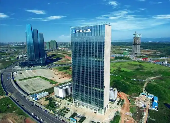中建西南区域总部大楼交付使用