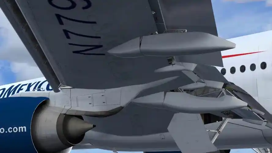 答案就在我们今天说的襟翼整流罩里,这个里面有一套复杂的传动装置长