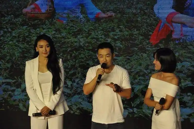 民歌天后徐千雅,她是天生的王者歌手,原来伯乐是她的老公何沐阳