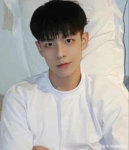 夏季最实用的3款男生发型推荐,今夏这样剪,时尚帅气又凉快!